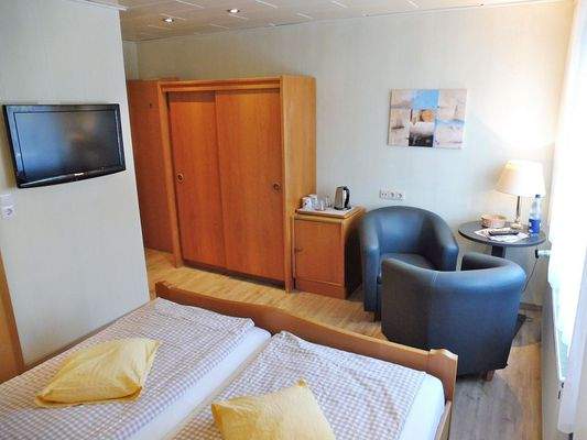 Zimmerbeispiel Doppelzimmer.jpg