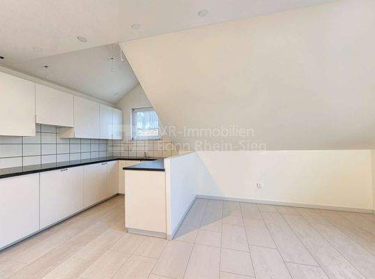 Küche OG li - Wohnzimmer, Leer (unmöbliert) - (KI generiert)