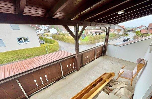 überdachter Balkon Obergeschoss