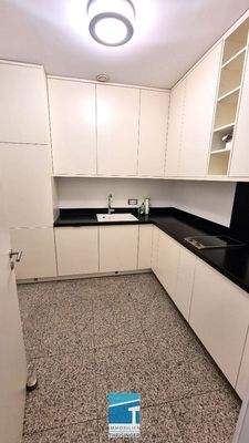 Hochwertige Einbauküche 