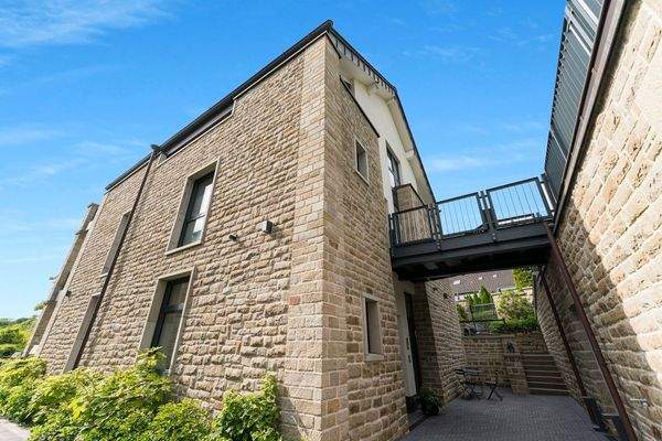 Eine Brücke ins Glück