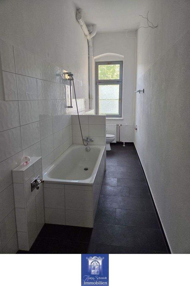 Ihr neues Zuhause wartet auf Sie! Tageslichtbad! Separate Küche! - Photo 2