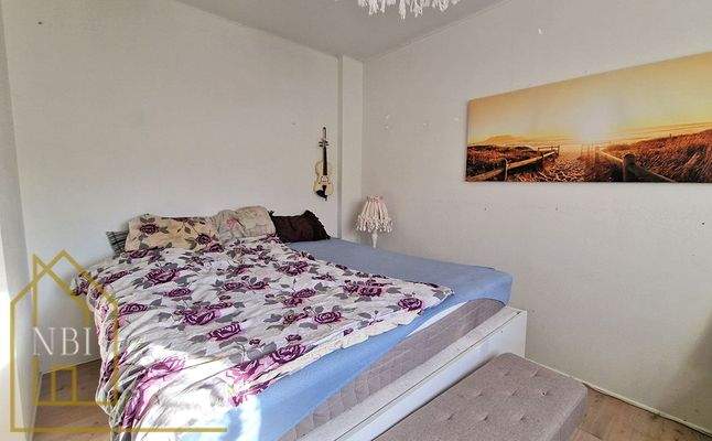 Schlafzimmer im Ergdgeschoss