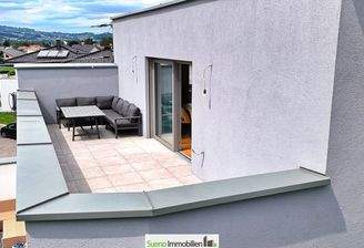 Große Terrasse/Balkon