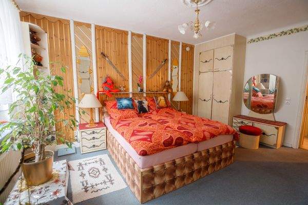 13 - Schlafzimmer.jpg