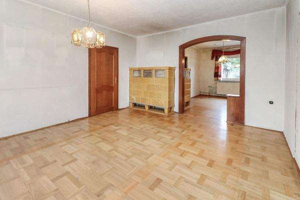 Wohn- und Essbereich EG