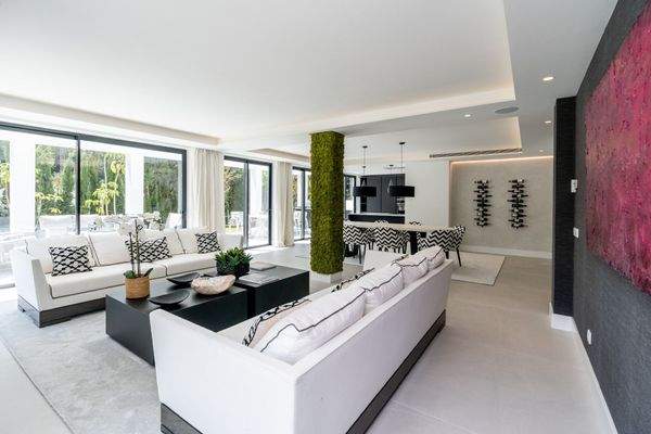 Photo: Villa in Nueva Andalucia