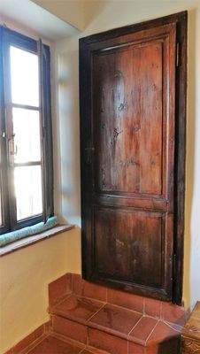 Fenster  mit Ausblick im Schlafzimmer