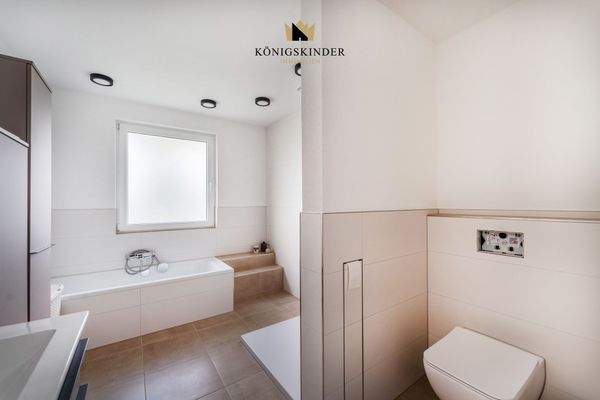 ...und Bad für alle...