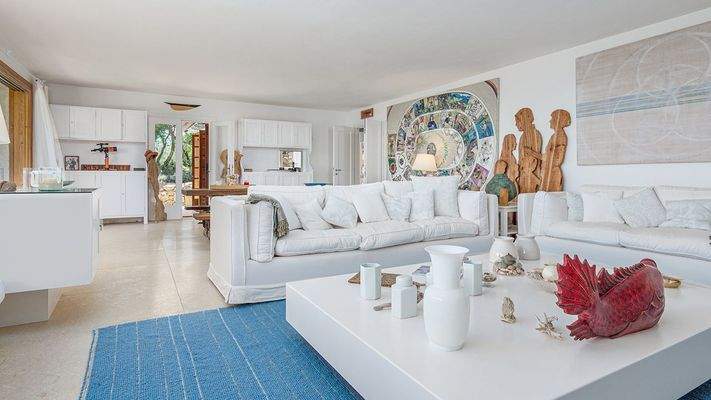 Waterfront Villa Marinella SALE and RENT - Porto R