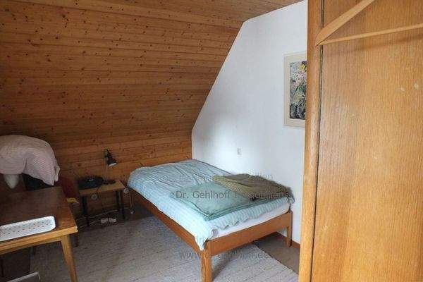 separate Kammer im DG - frei -