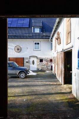 Seitlicher Blick zum Innenhof