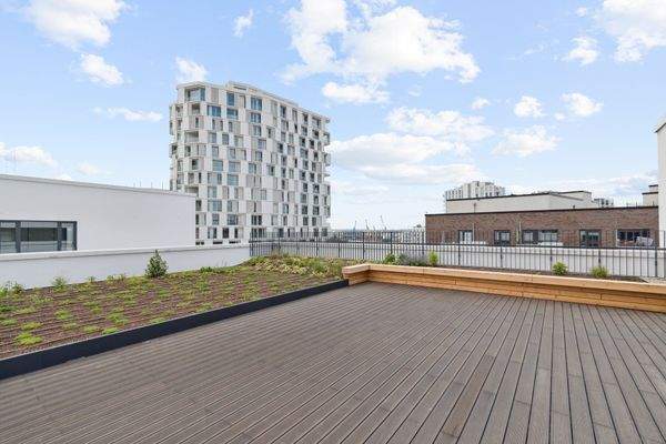 Gemeinschaftsterrasse über den Dächern der HafenCity