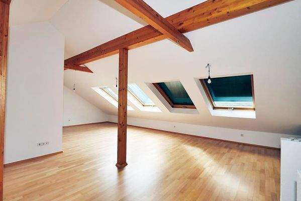 Arbeits- und Schlafbereich