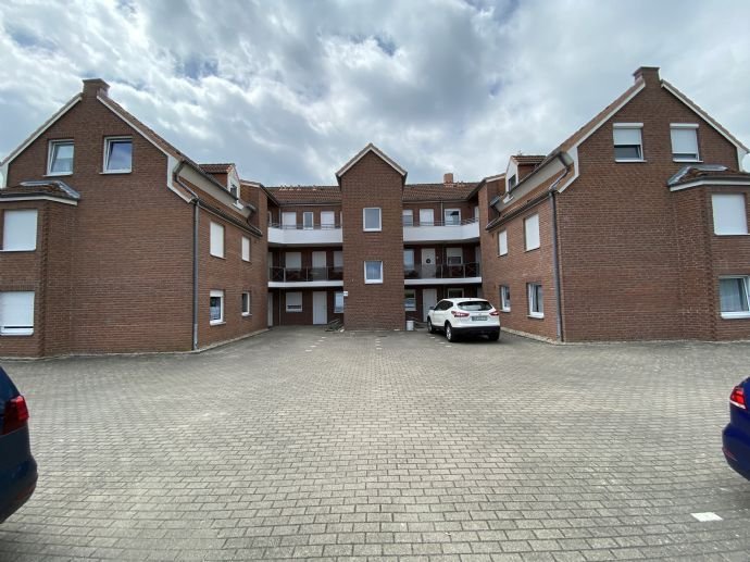 Meerblick - Sanierte 3-Zimmer-Wohnung mit Einbauküche und Balkon  an der Ostsee