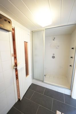 Sauna Dusche