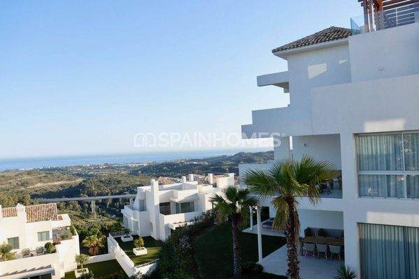 Luxury Apartments within an Exclusive Community in Benahavis