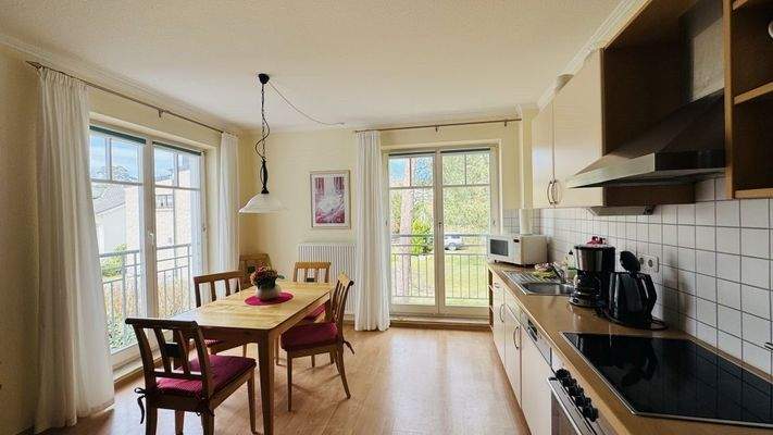 Küche mit Essebereich