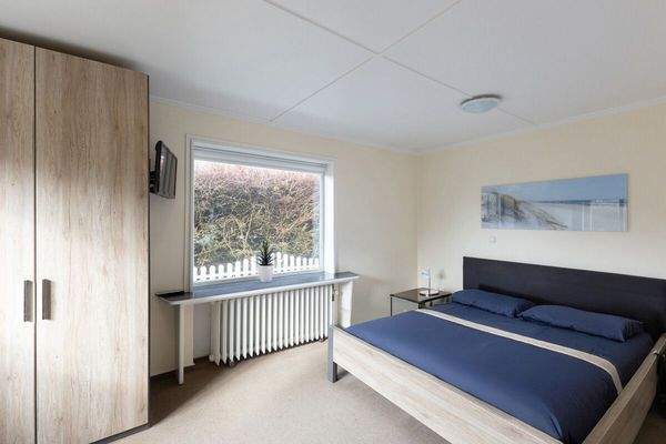 Schlafzimmer 2 Vorderhaus