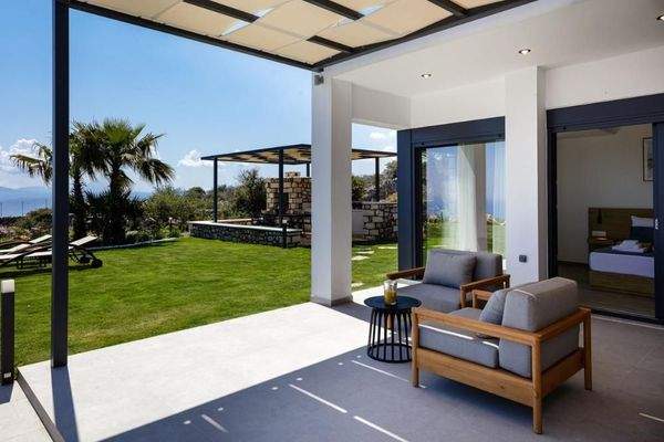 Kreta, Kefalas: Erstaunliche Steinvilla mit Meerblick und Pool zu verkaufen