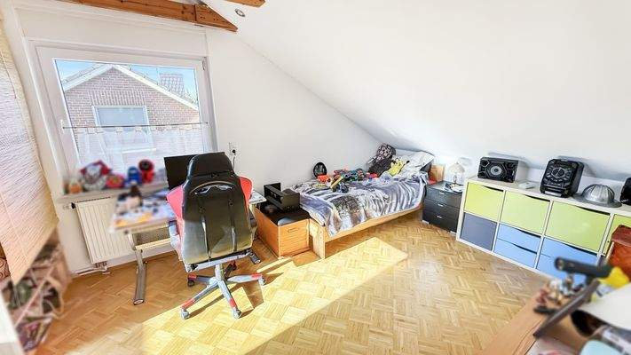 Kinderzimmer Dachgeschoss