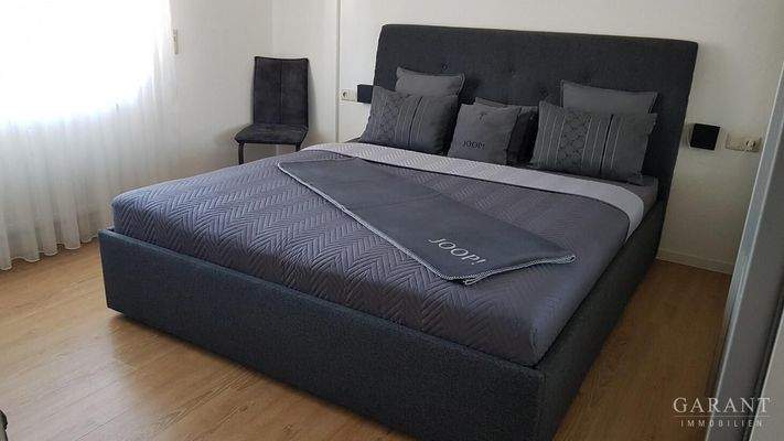 Schlafzimmer Teilansicht