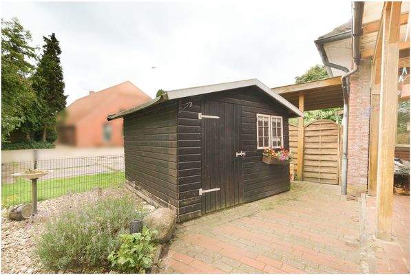 Gartenhütte EG vorne