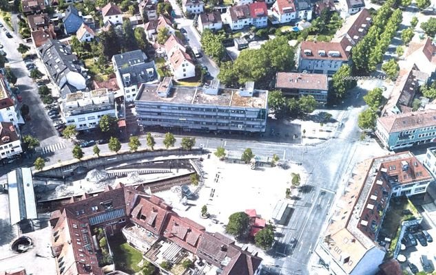 Luftbild mit U-Bahn Löwen-Markt