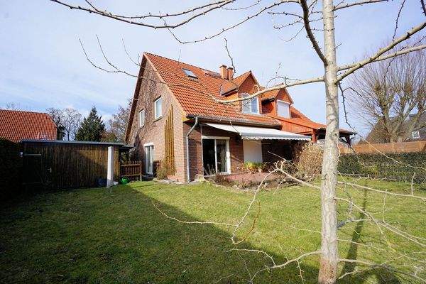 Haus Gartenseite (2).jpg