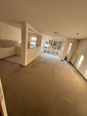 Wohn und Essbereich.jpeg