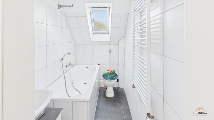 Badezimmer DG