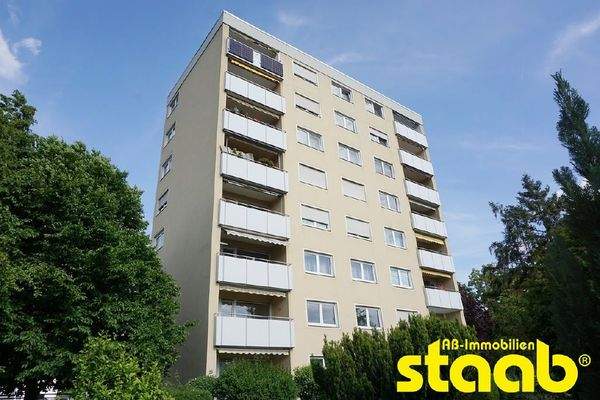 geräumiger Wohn-/Essbereich