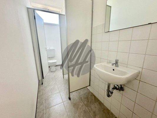 INFOS UNTER: 06171-586000