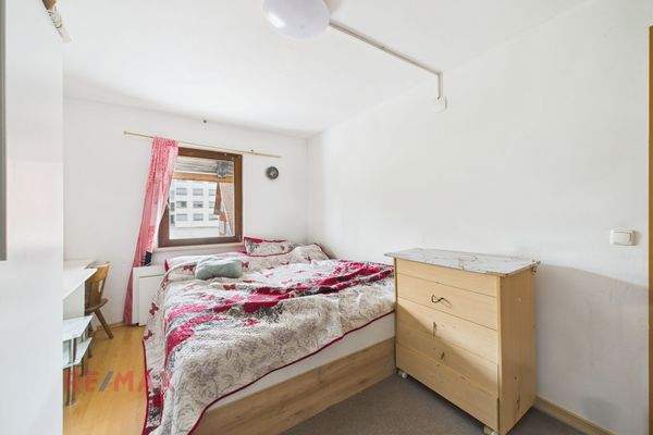 Schlafzimmer / Top 2