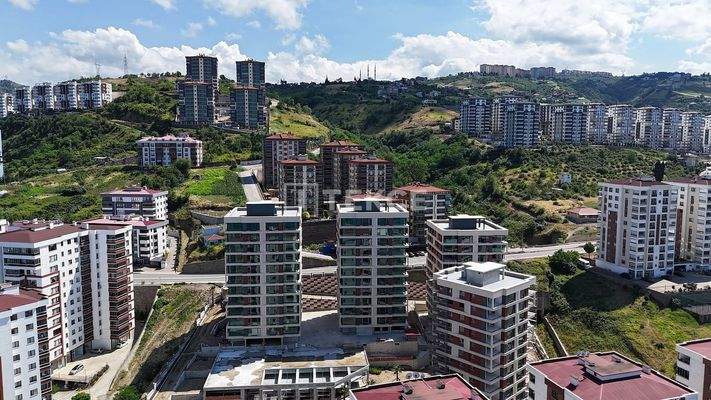 Furnished Flats in Yıldızlı Akcaabat with Sea View