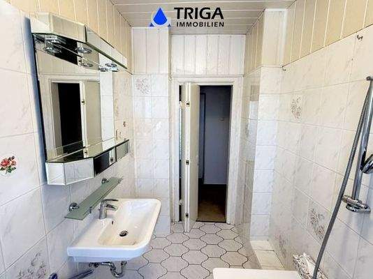 Badezimmer Ansicht 2