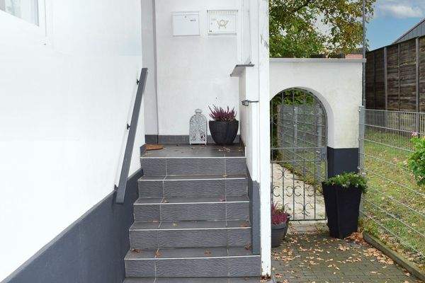 9056WI-21 Eingangsbereich