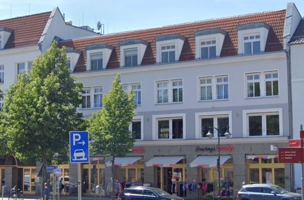 Hausansicht Gemeinschaftspraxis 2. OG