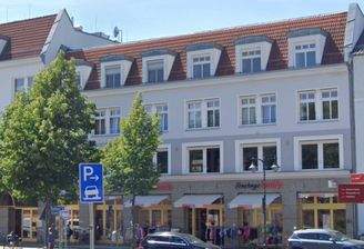 Hausansicht Gemeinschaftspraxis 2. OG