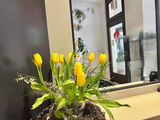 Friseur-parrucchiere-comprare-kaufen-mieten-centro-Salone-Meran-