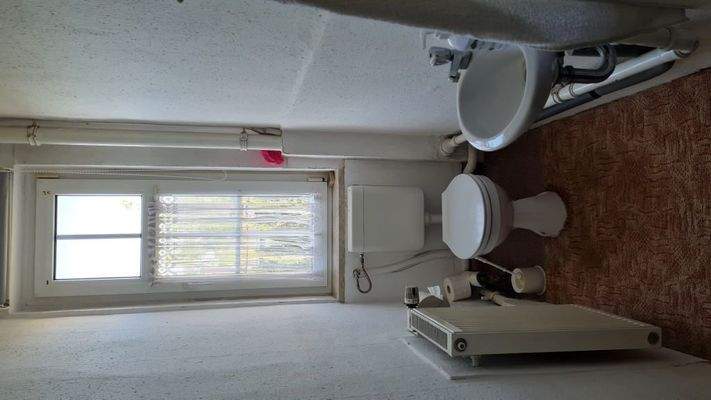 sep. Toilette im EG