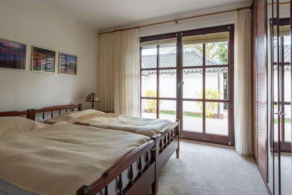 Erdgeschoss: Schlafzimmer