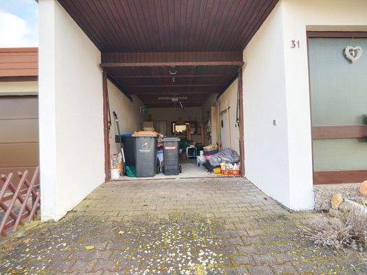 Garage mit elektrischen Motor