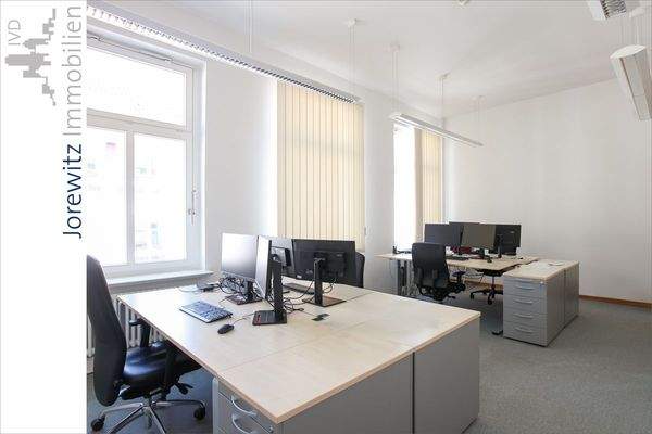 018 - Büro 1.OG - Beispiel 3