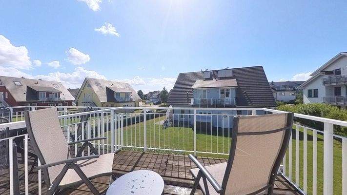 Dachterrasse und Ausblick nach Westen
