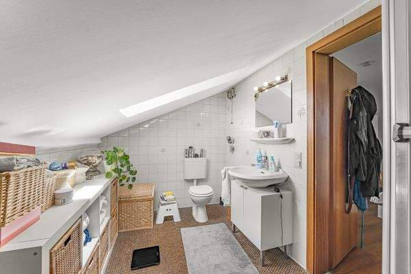 Badezimmer im Dachgeschoss