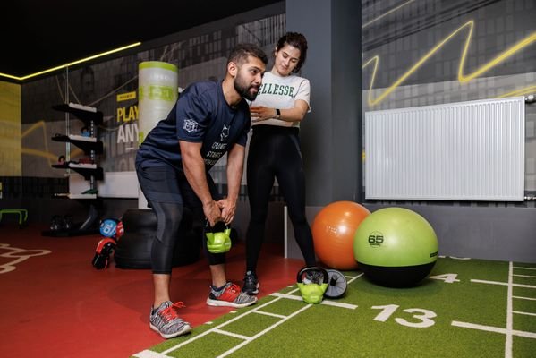 THE FIZZ-Frankfurt-Gym-2.jpg