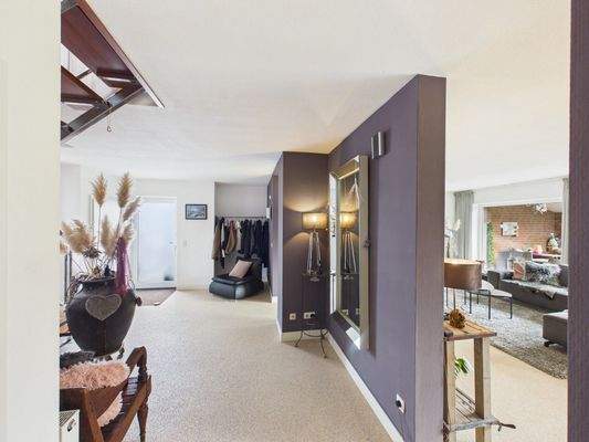 CAM03784G0-PR0100-STILL027