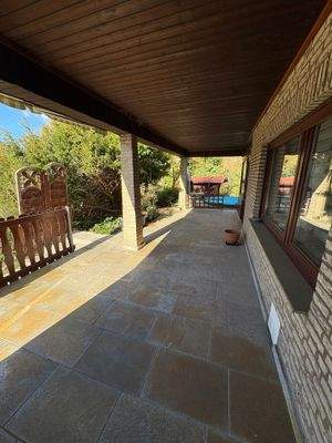 Überdachte Terrasse