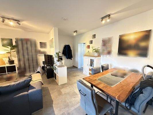 Wohn- und Essbereich